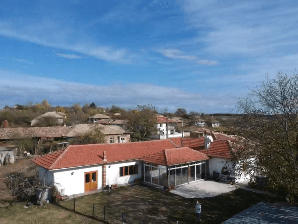 The Bungalow – Berkovski - thumbnail 2