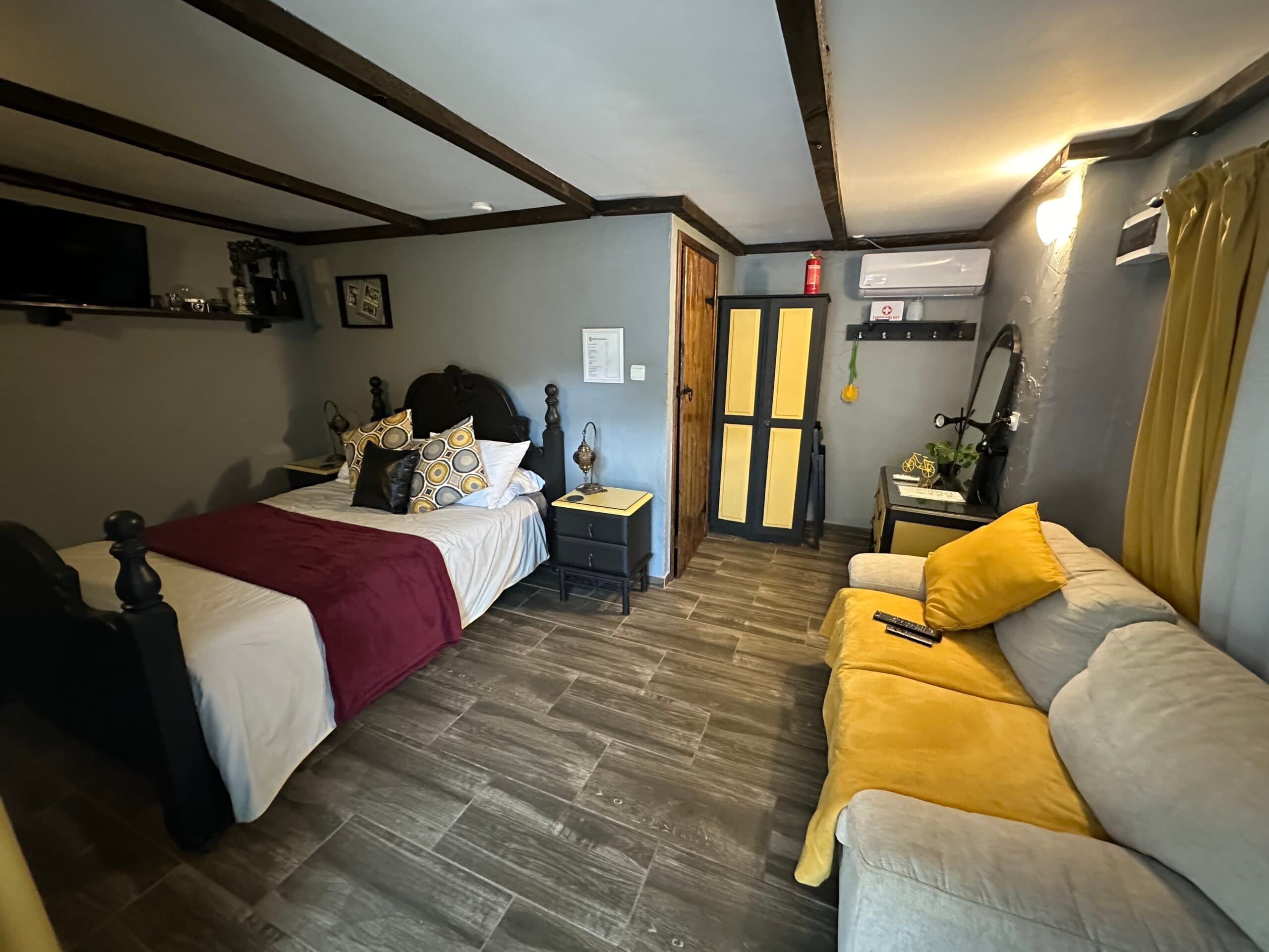 Sunflower House – Stefan Stambolovo - thumbnail 12