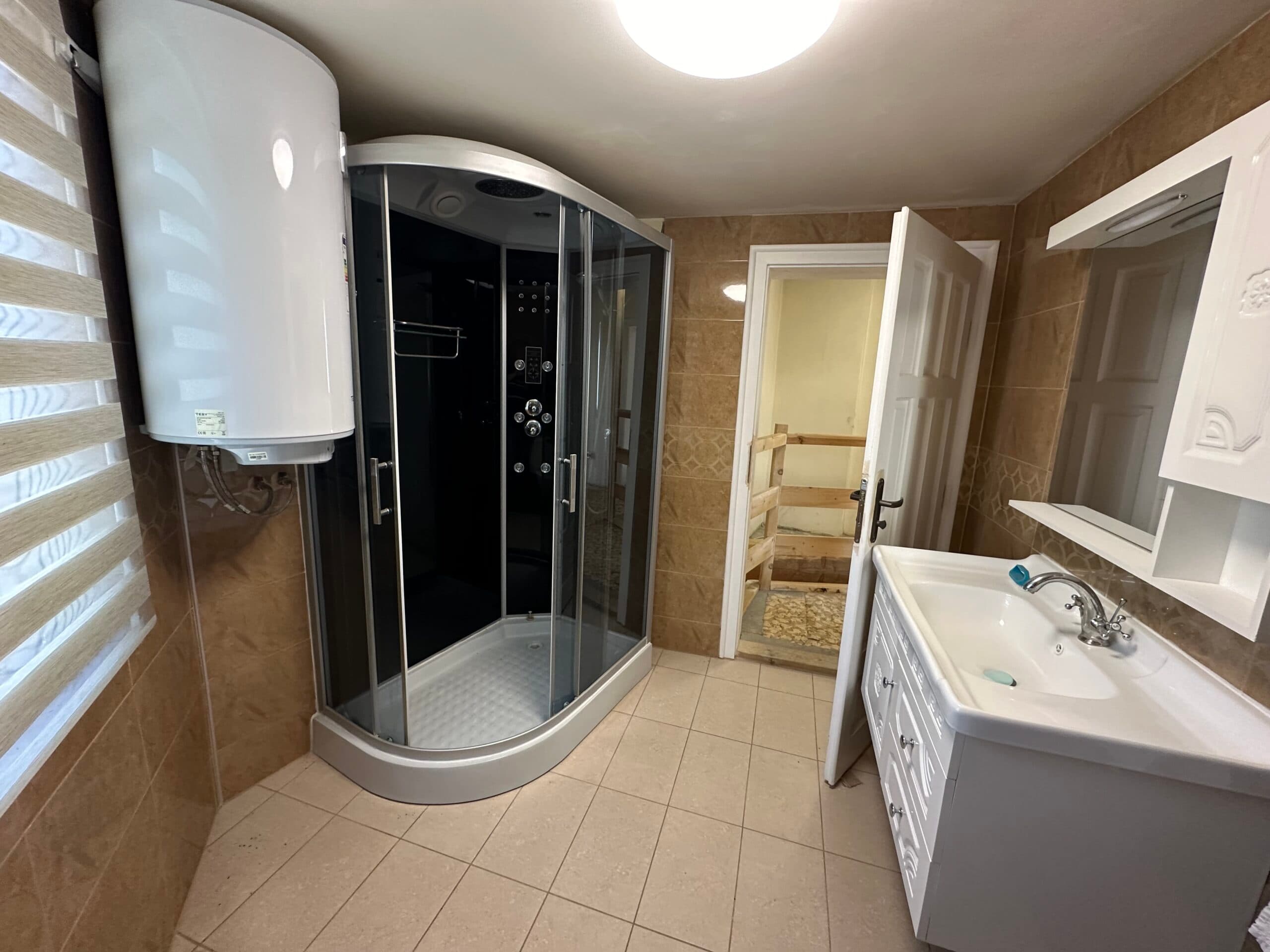 Corner House – Patresh - thumbnail 20