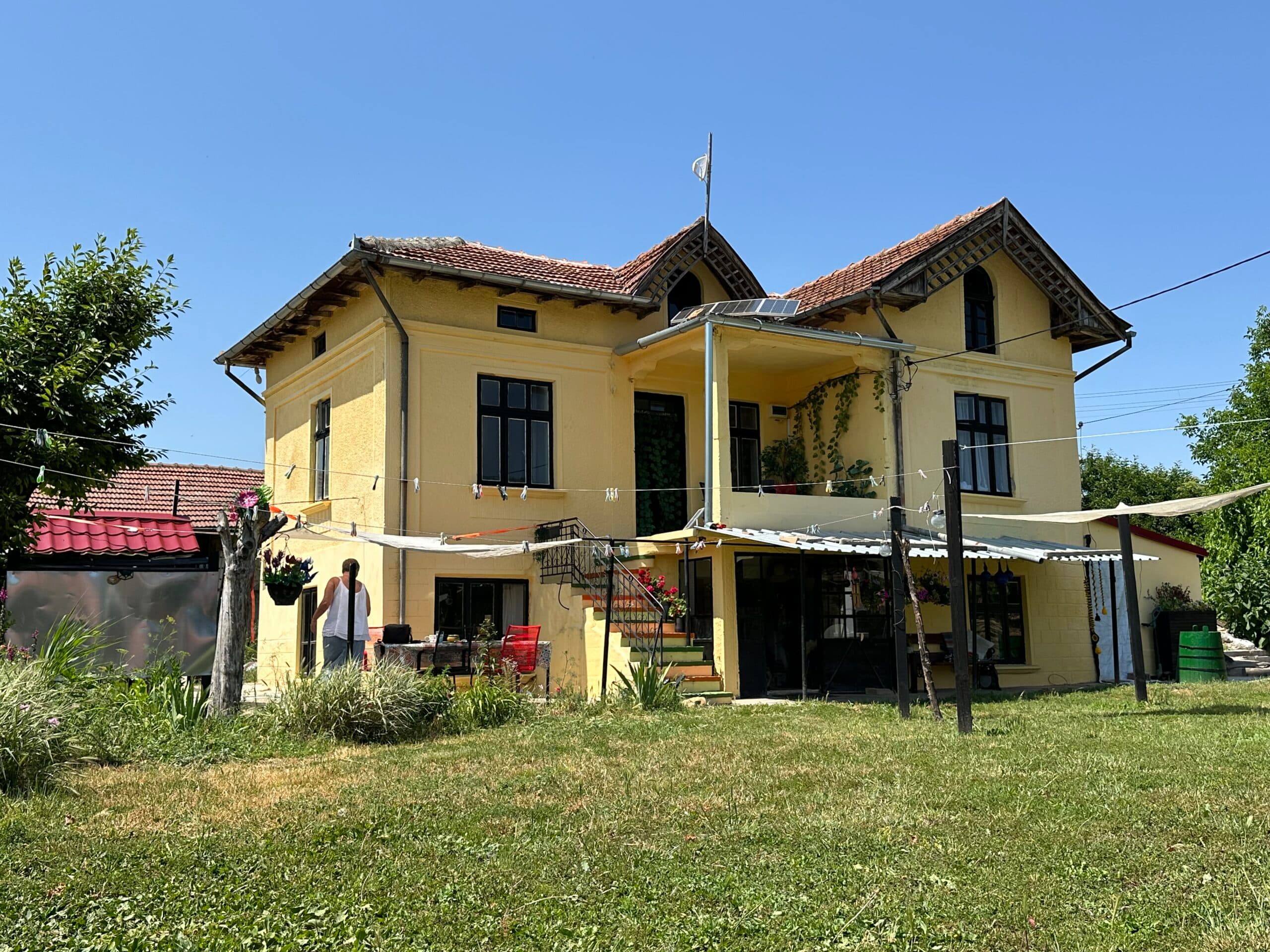 Owls House – Dolna Lipnitsa