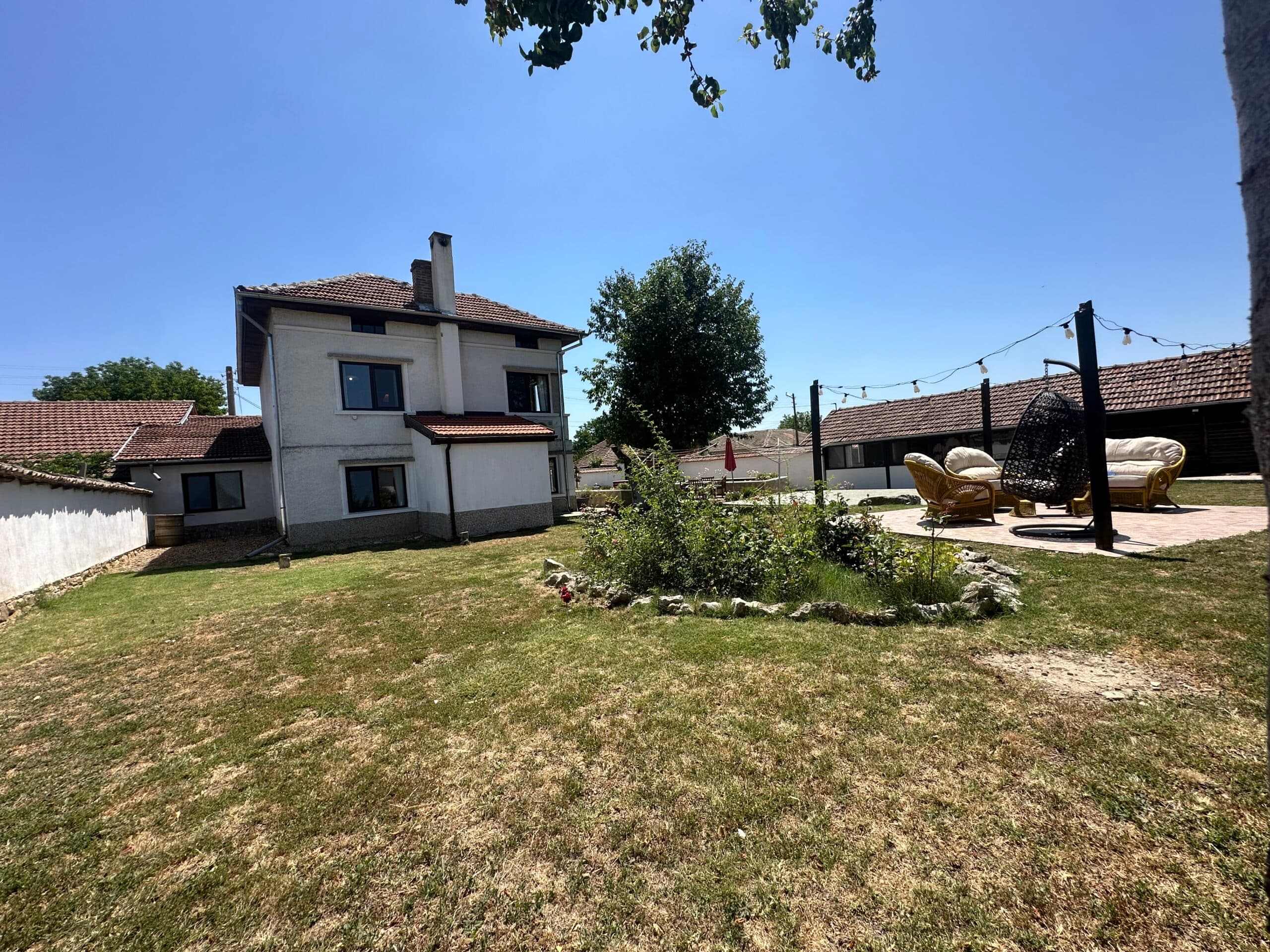 Villa Dennis – Nikyup - thumbnail 18