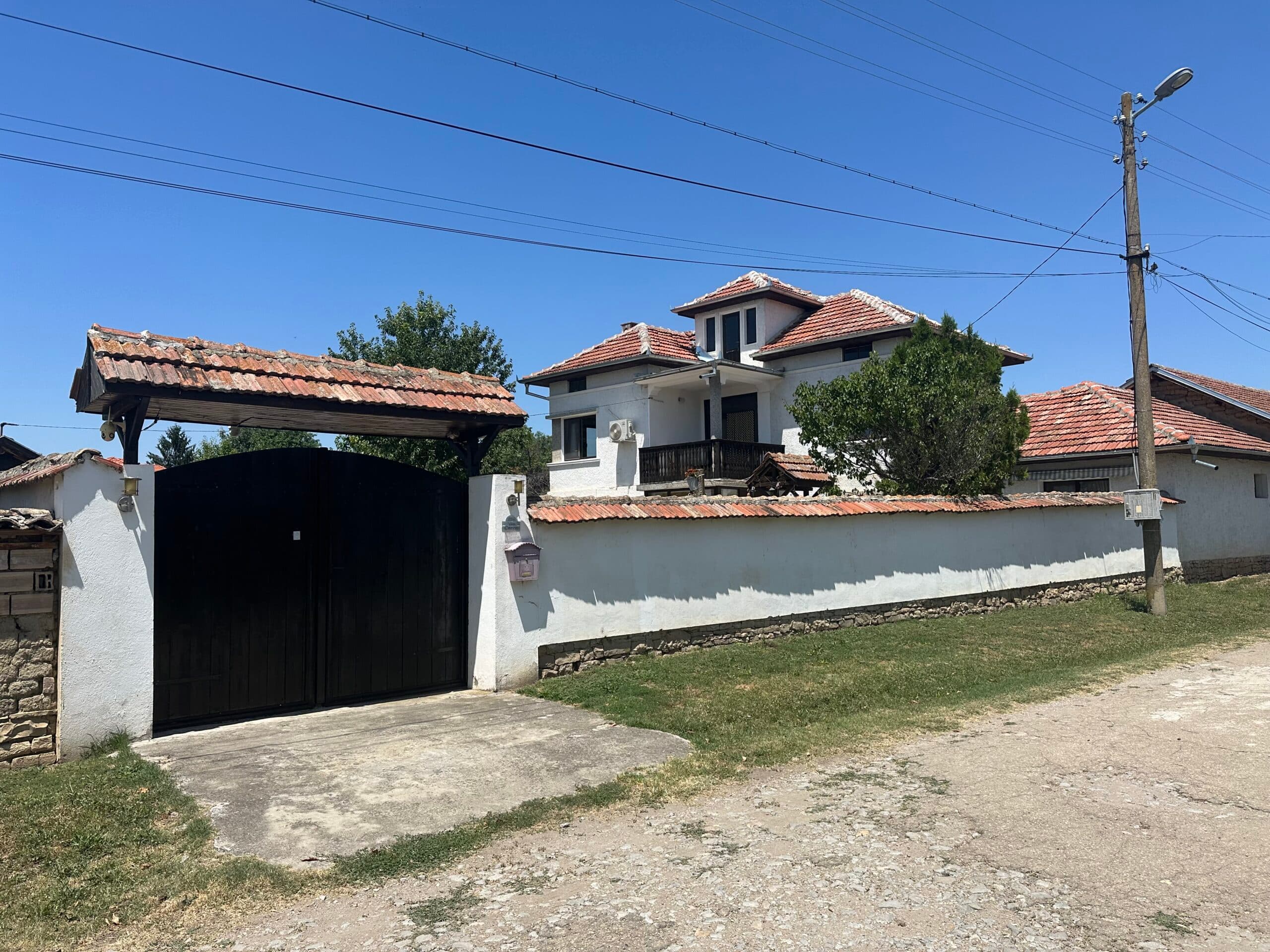 Villa Dennis – Nikyup - thumbnail 2