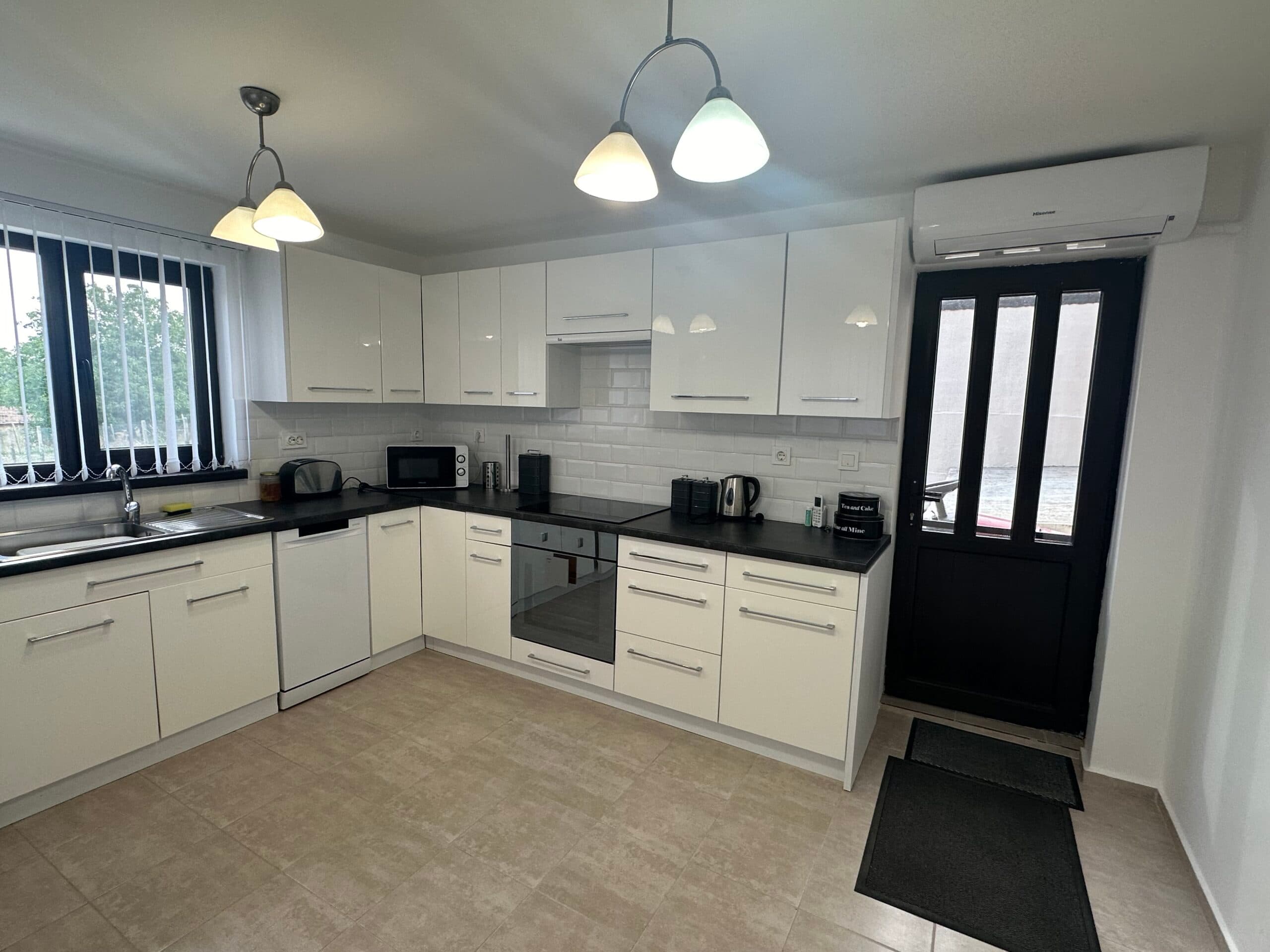 Gorrie House – Strahilovo - thumbnail 5