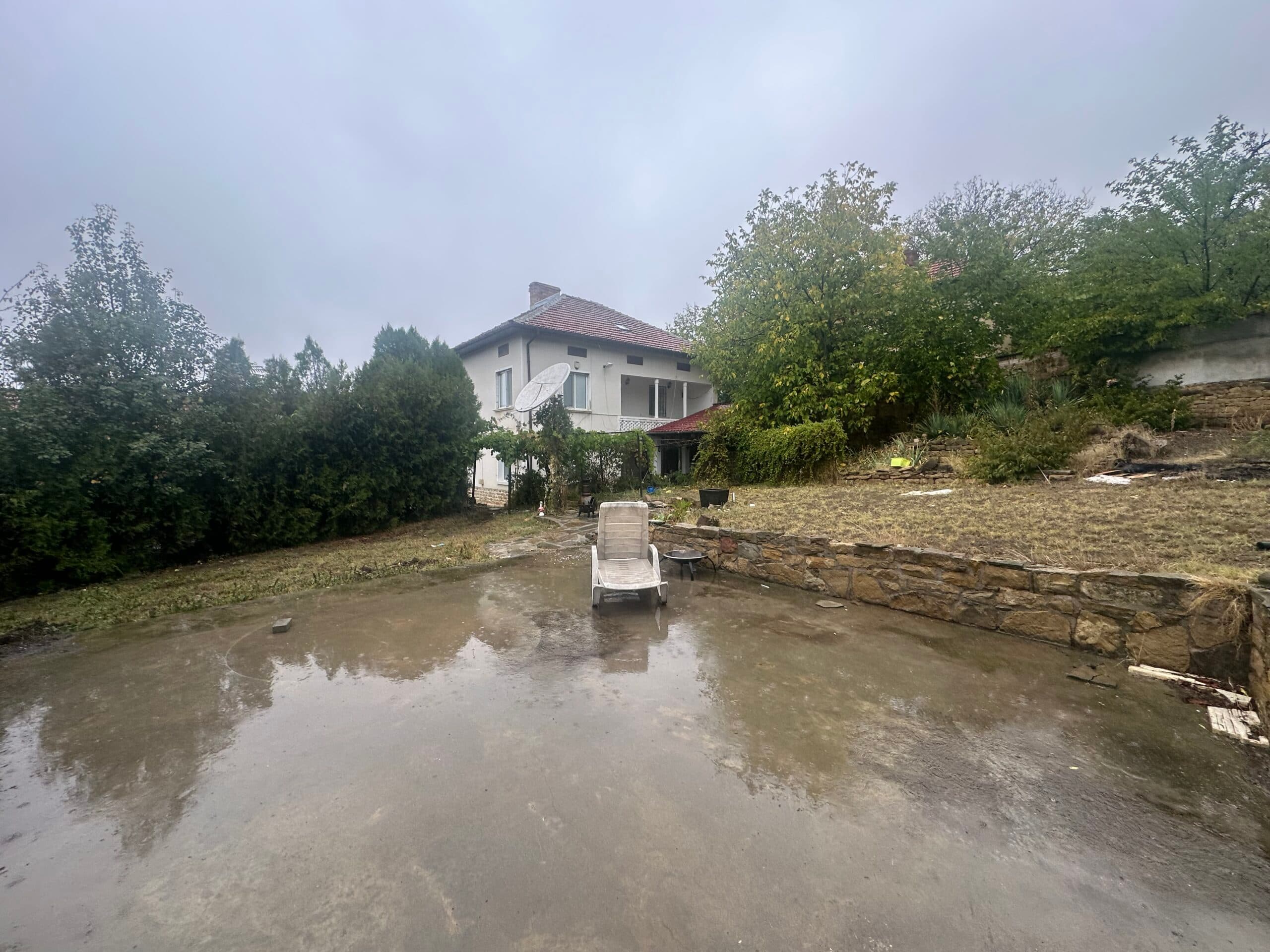 The White House – Nikolaevo - thumbnail 2