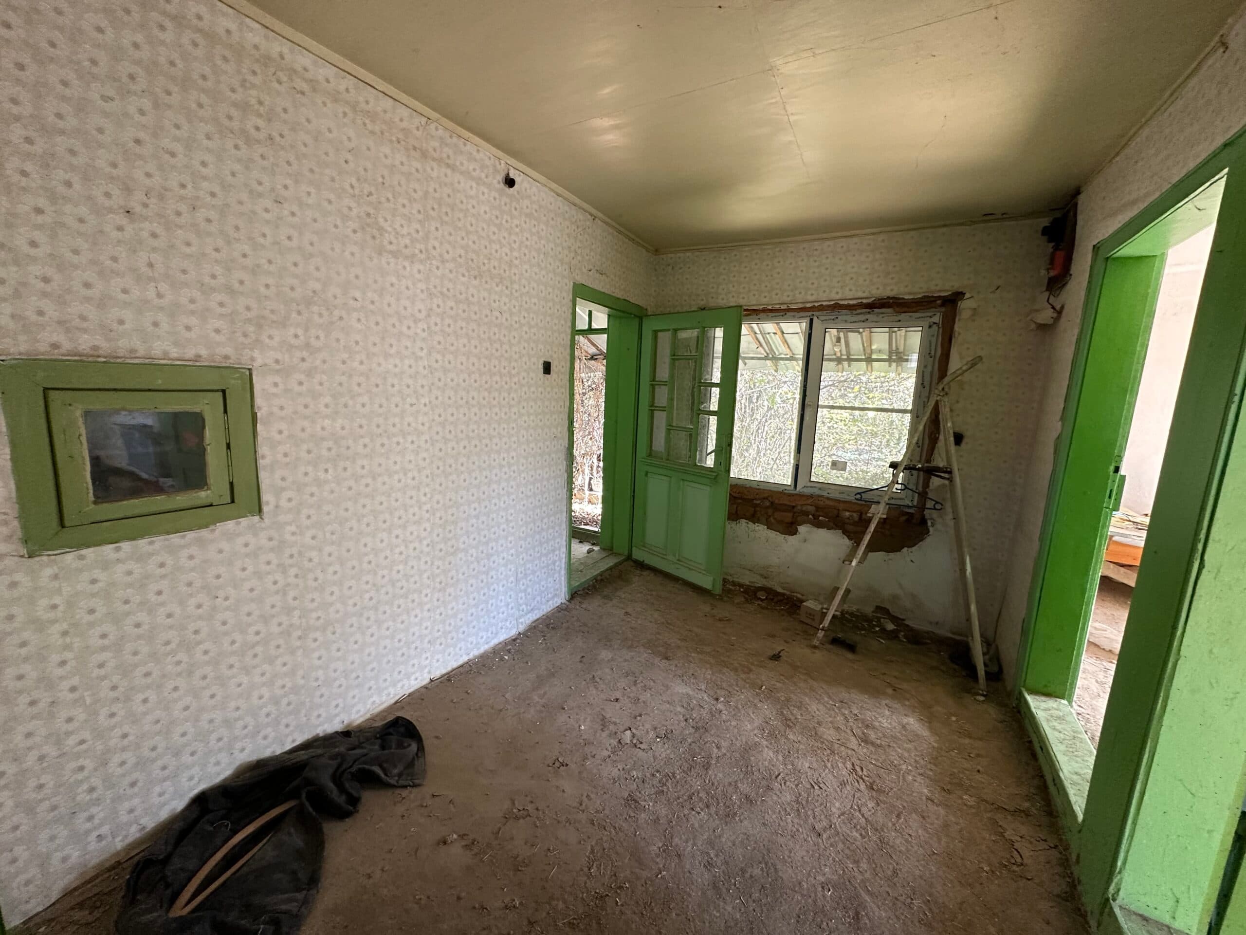 Shrubbery House – Tsar Asen - thumbnail 2