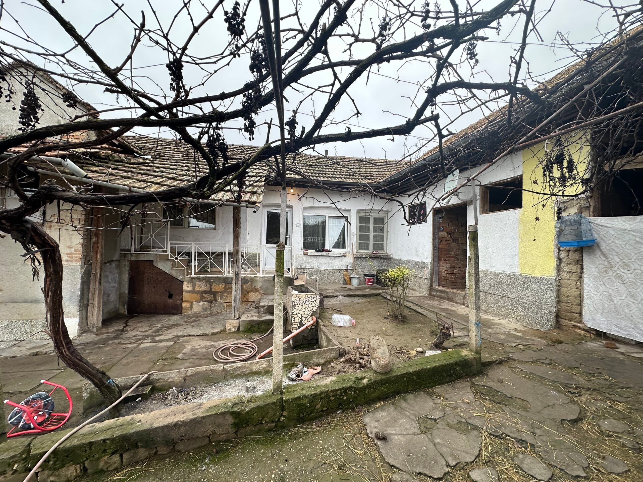 Toadstool House – Lom Cherkovna - thumbnail 15