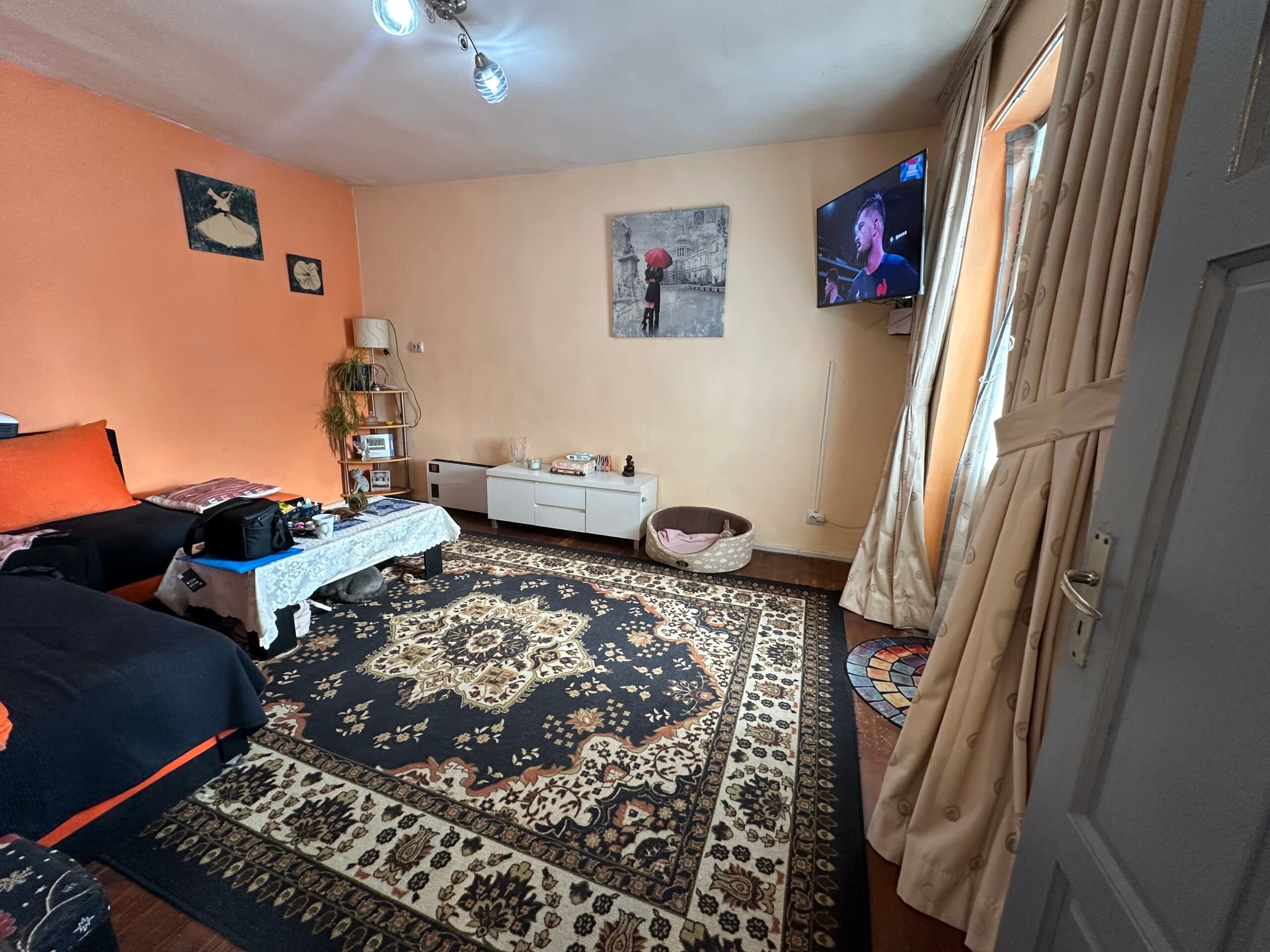 The Red Gable House – Pliska - thumbnail 13